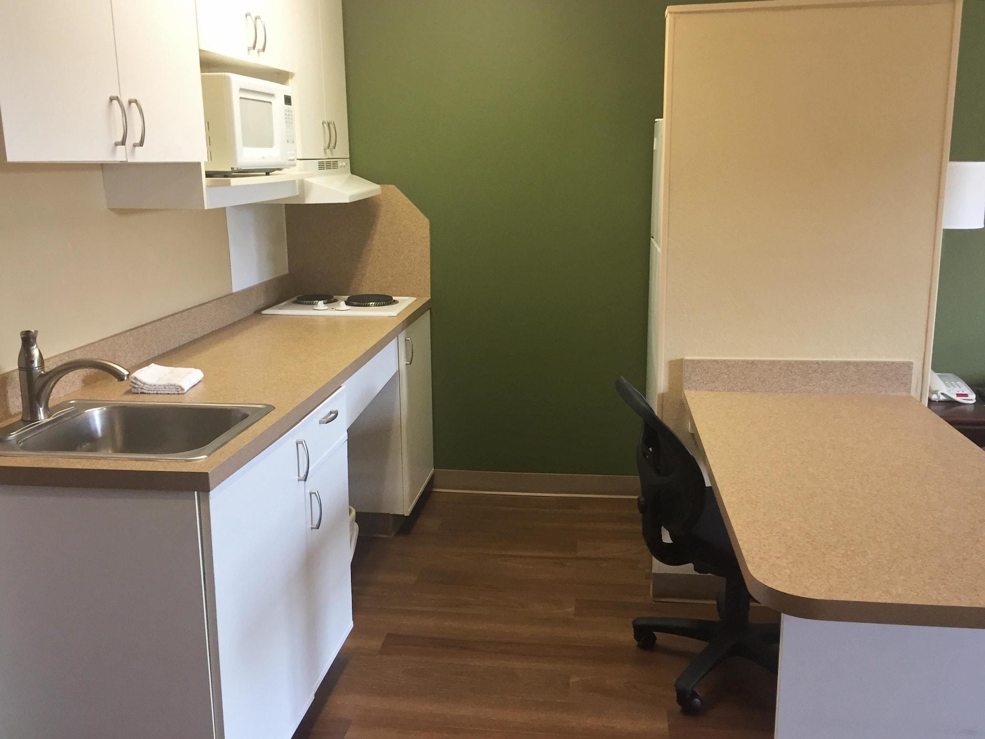 Extended Stay America Suites - Albany - Suny Экстерьер фото